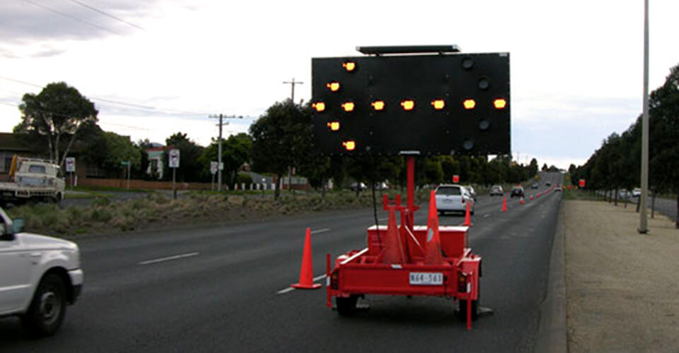 Portable arrow boards and signs hire Victoria APS Hire